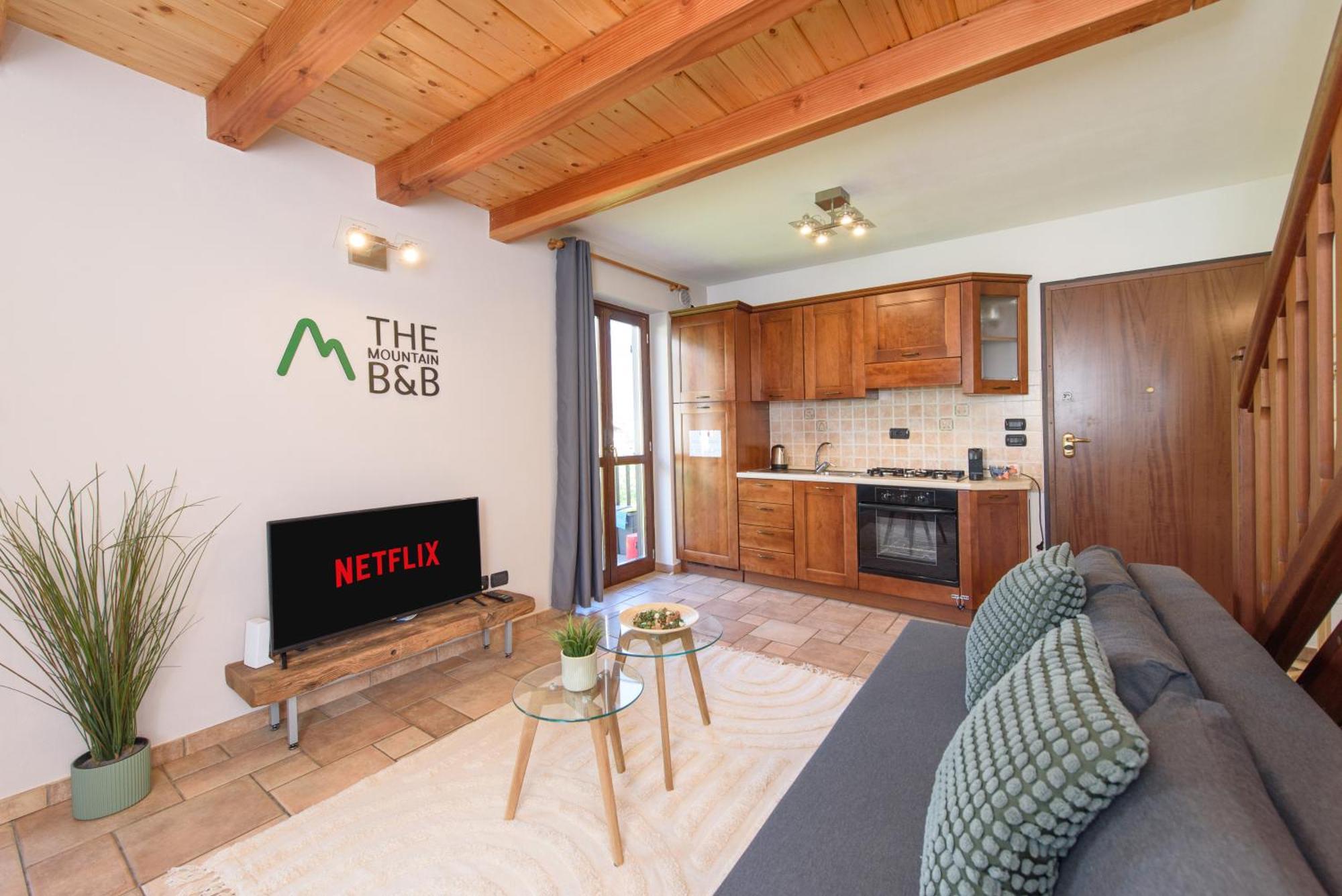 "The Mountain B&B" - Ski, Mtb & Beautiful View - Private Parking Aosta Exterior photo